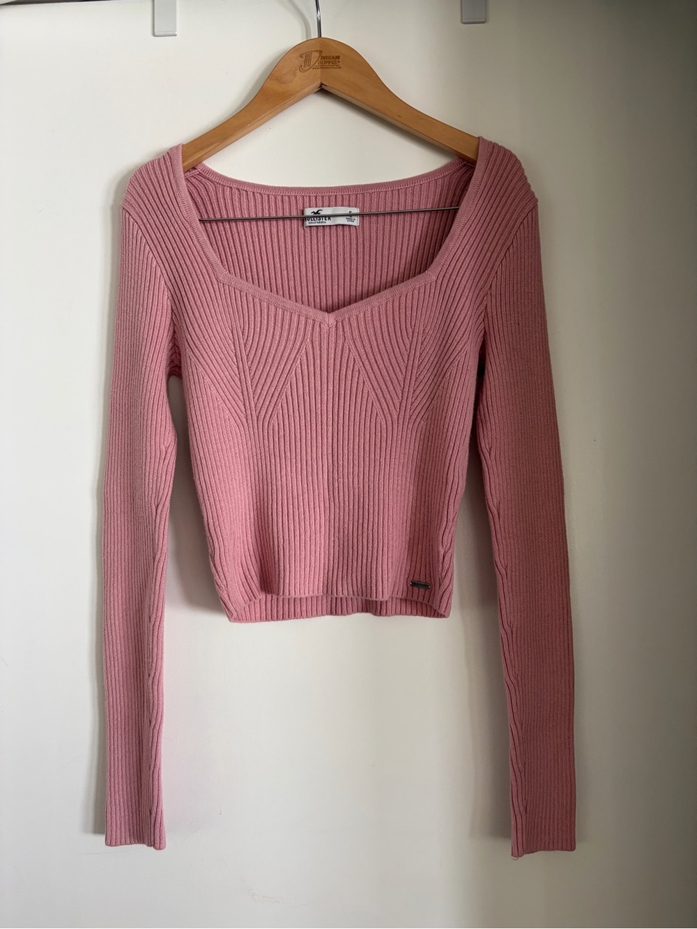 Hollister Pink Ribbed V-Neck Cropped Sweater